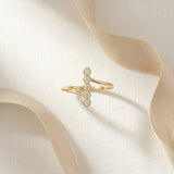 Anillo Barra de Circonias